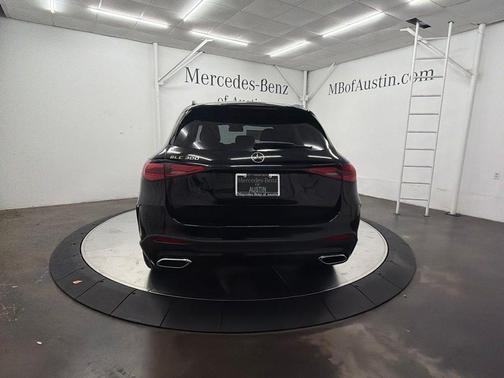 Black 2026 Mercedes-Benz GLC 300 Base