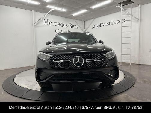 2025 Mercedes-Benz GLC 300 Base