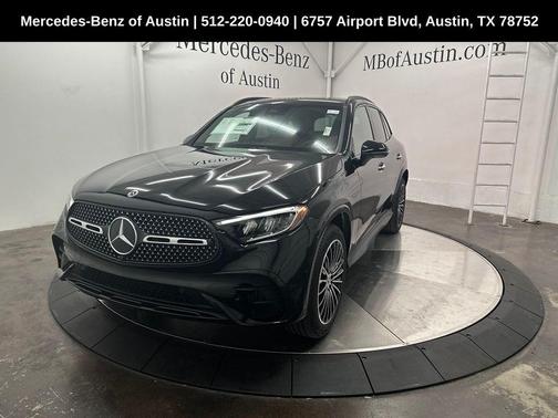 2025 Mercedes-Benz GLC 300 Base