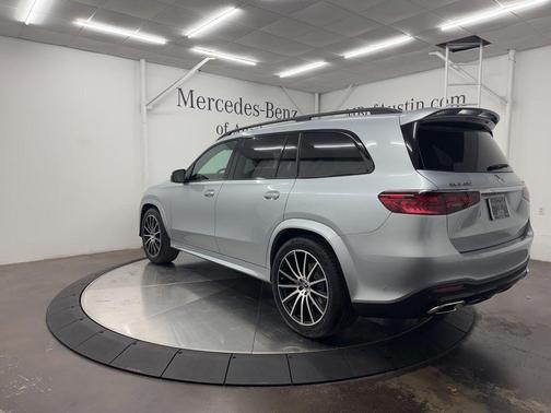 2026 Mercedes-Benz GLS 450 4MATIC