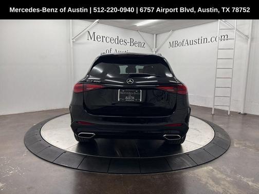 2026 Mercedes-Benz GLC 300 Base
