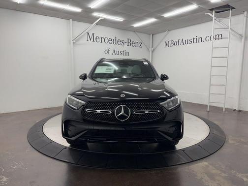 2026 Mercedes-Benz GLC 300 Base