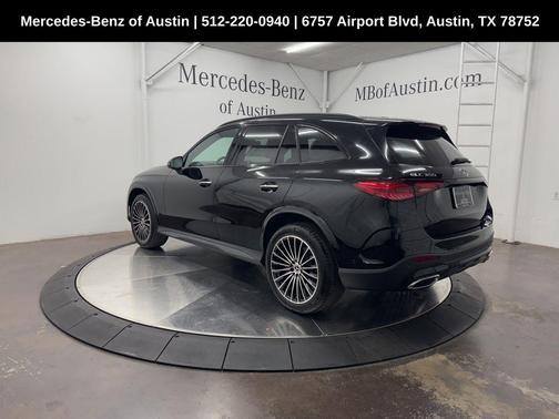 2026 Mercedes-Benz GLC 300 Base