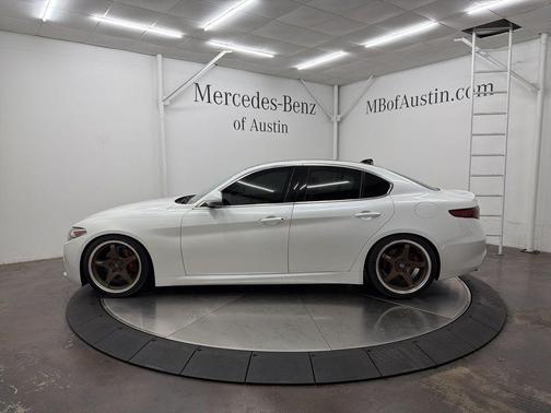 2019 Alfa Romeo Giulia Ti