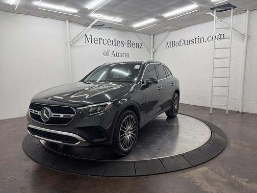 Graphite Gray Metallic 2026 Mercedes-Benz GLC 300 Base