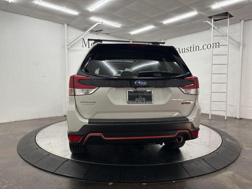Crystal White Pearl 2019 Subaru Forester Sport