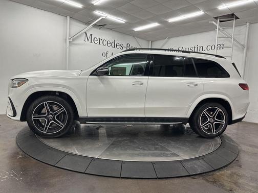 2026 Mercedes-Benz GLS 450 4MATIC