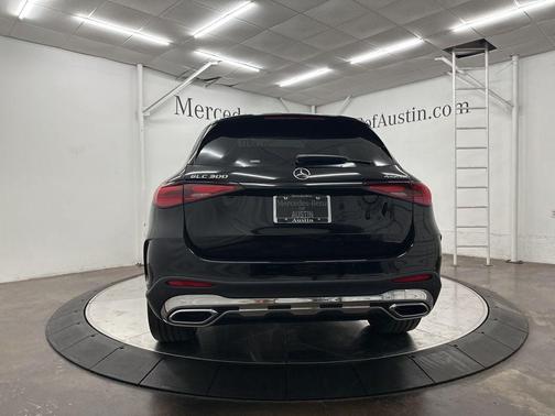 Black 2026 Mercedes-Benz GLC 300 Base 4MATIC