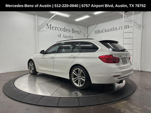 2017 BMW 330 i xDrive
