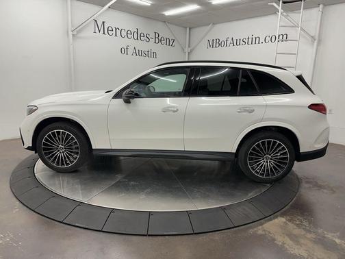 2026 Mercedes-Benz GLC 300 Base