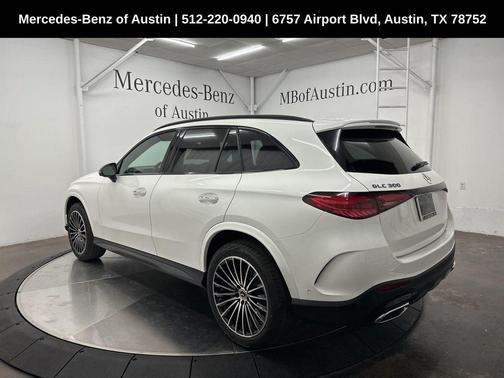 2026 Mercedes-Benz GLC 300 Base