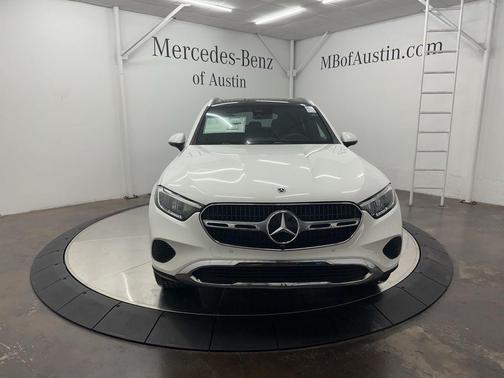 2026 Mercedes-Benz GLC 300 Base