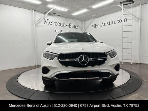 Polar White 2026 Mercedes-Benz GLC 300 Base