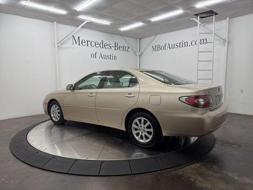 2004 Lexus ES 330 Base (A5)