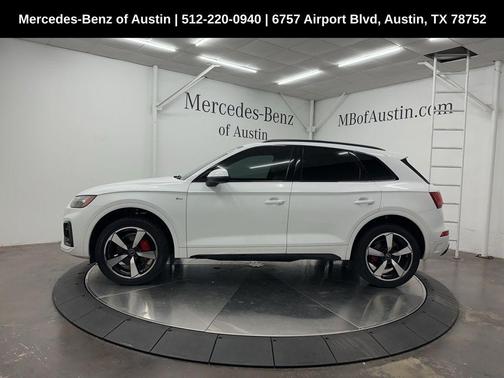 2024 Audi Q5 45 S line quattro Premium
