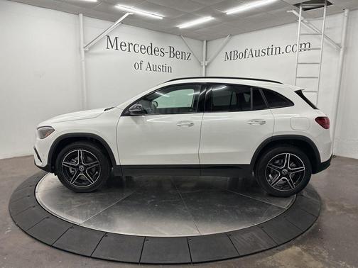 Polar White 2026 Mercedes-Benz GLA 250 Base