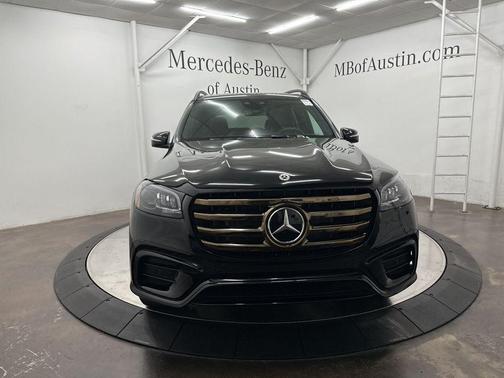2026 Mercedes-Benz GLS 450 4MATIC
