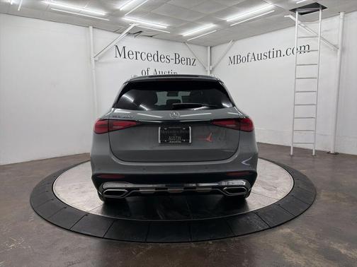 2026 Mercedes-Benz GLC 300 Base