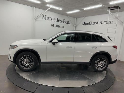 Polar White 2026 Mercedes-Benz GLC 300 Base 4MATIC