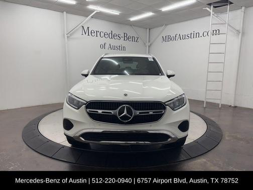 2025 Mercedes-Benz GLC 300 Base