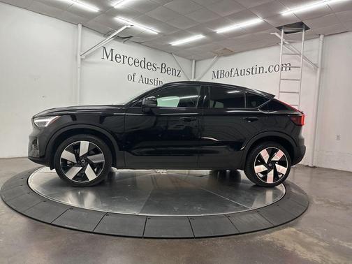 Black Stone 2022 Volvo C40 Recharge Pure Electric P8 Ultimate