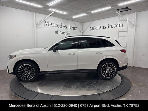 2025 Mercedes-Benz GLC 300 Base