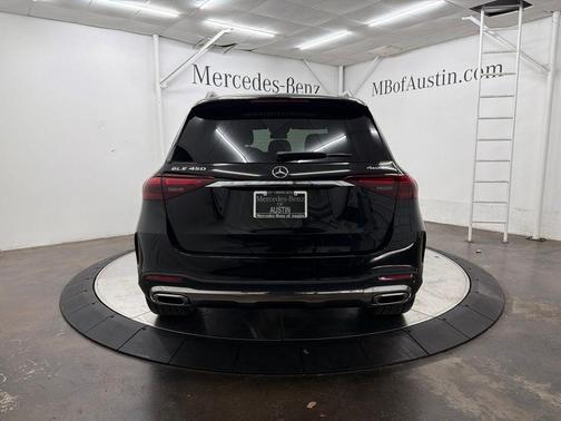 Black 2026 Mercedes-Benz GLE 450 4MATIC