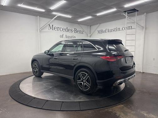 2026 Mercedes-Benz GLC 300 Base