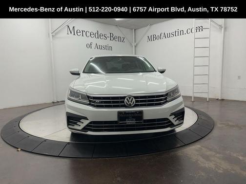 2018 Volkswagen Passat 2.0T R-Line