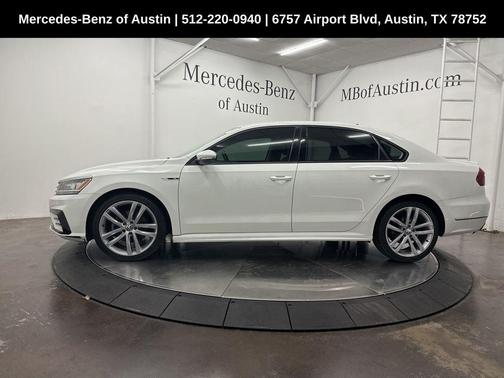 2018 Volkswagen Passat 2.0T R-Line