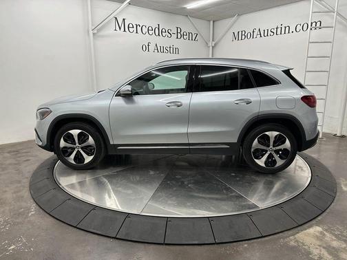 2025 Mercedes-Benz GLA 250 Base