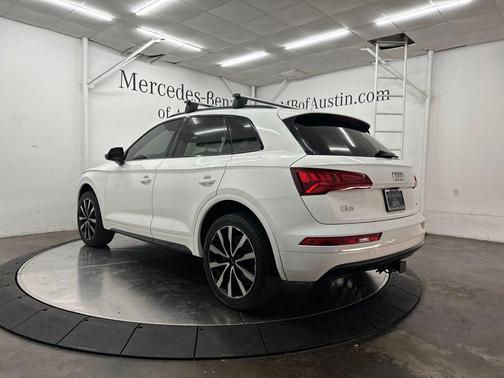 Ibis White 2020 Audi Q5 40 Premium Plus