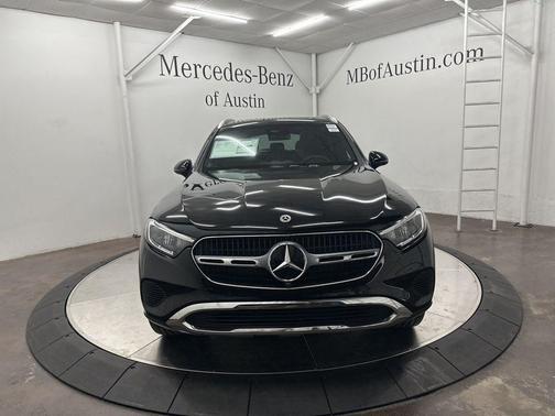 2026 Mercedes-Benz GLC 300 Base