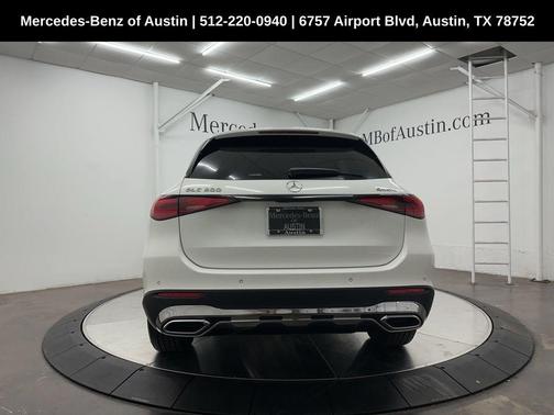 2025 Mercedes-Benz GLC 300 Base 4MATIC