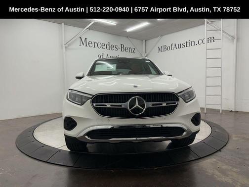 2025 Mercedes-Benz GLC 300 Base