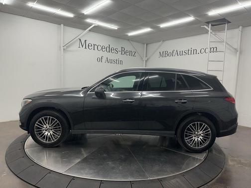 2026 Mercedes-Benz GLC 300 Base