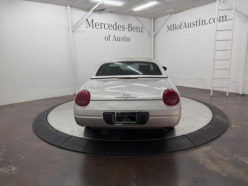 2005 Ford Thunderbird