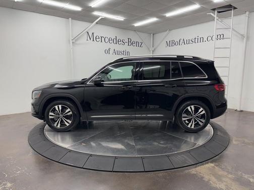 2025 Mercedes-Benz GLB 250 Base