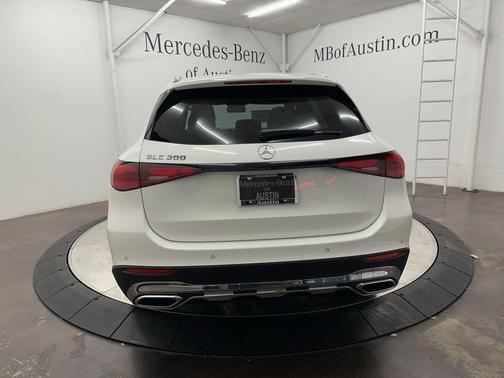 2026 Mercedes-Benz GLC 300 Base