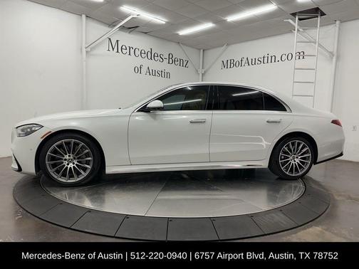 Moonlight White 2025 Mercedes-Benz S-Class S 580 4MATIC
