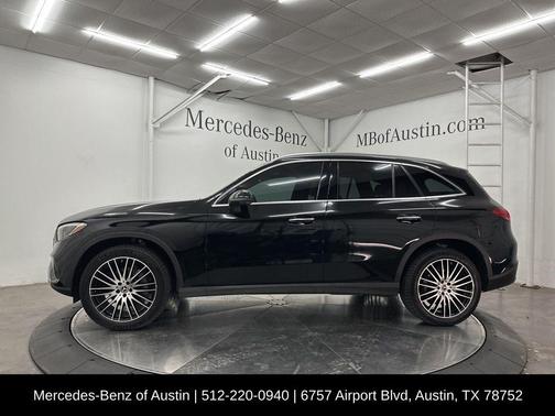 2026 Mercedes-Benz GLC 300 Base