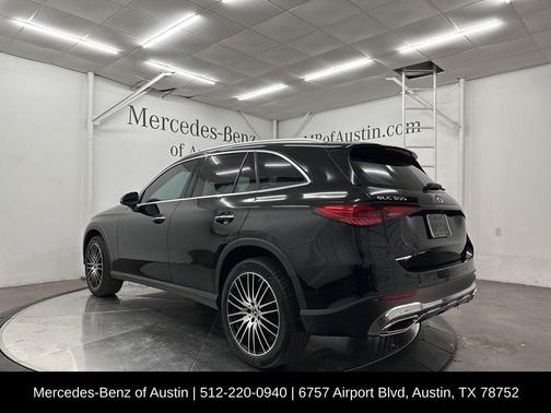 2026 Mercedes-Benz GLC 300 Base