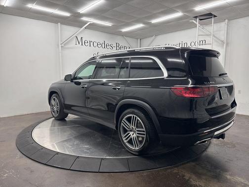 2026 Mercedes-Benz GLS 450 4MATIC