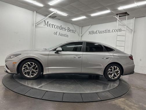 Shimmering Silver Pearl 2021 Hyundai SONATA SEL