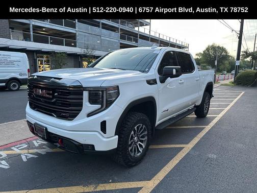 2023 GMC Sierra 1500 AT4