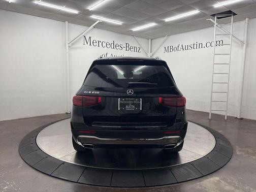 2026 Mercedes-Benz GLB 250 Base