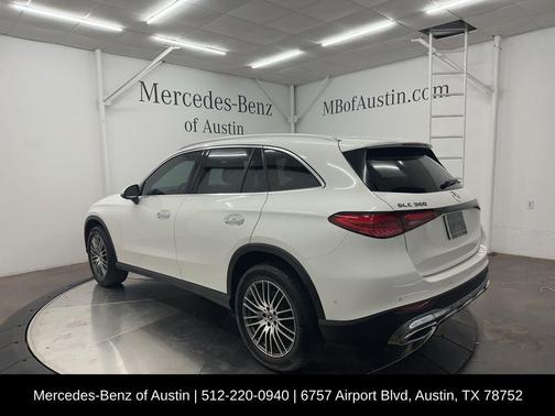 2025 Mercedes-Benz GLC 300 Base