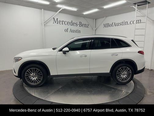 2025 Mercedes-Benz GLC 300 Base