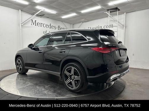 Black 2026 Mercedes-Benz GLC 300 Base