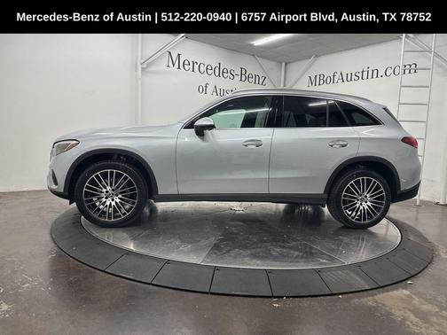 2025 Mercedes-Benz GLC 300 Base